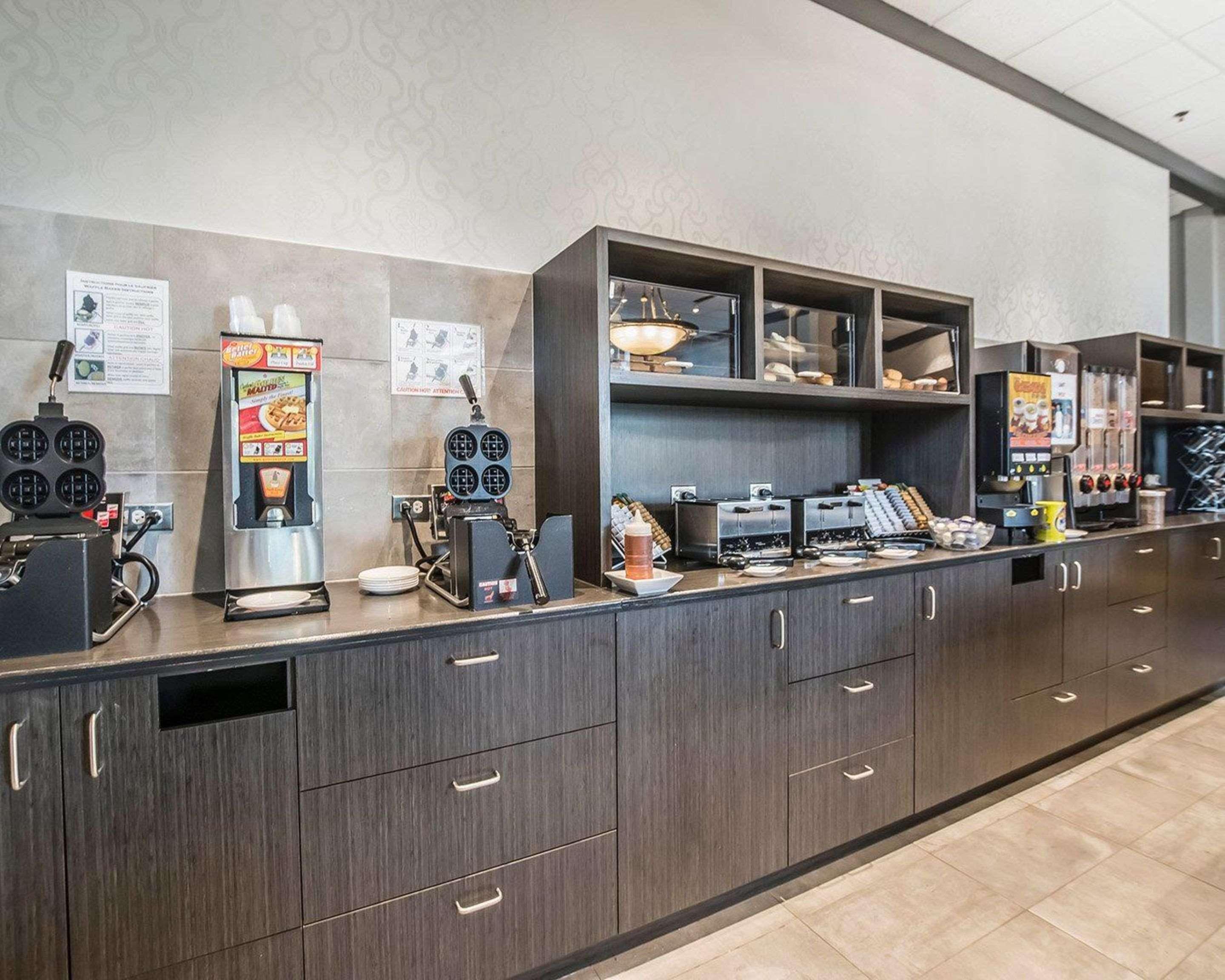Quality Suites Drummondville Luaran gambar