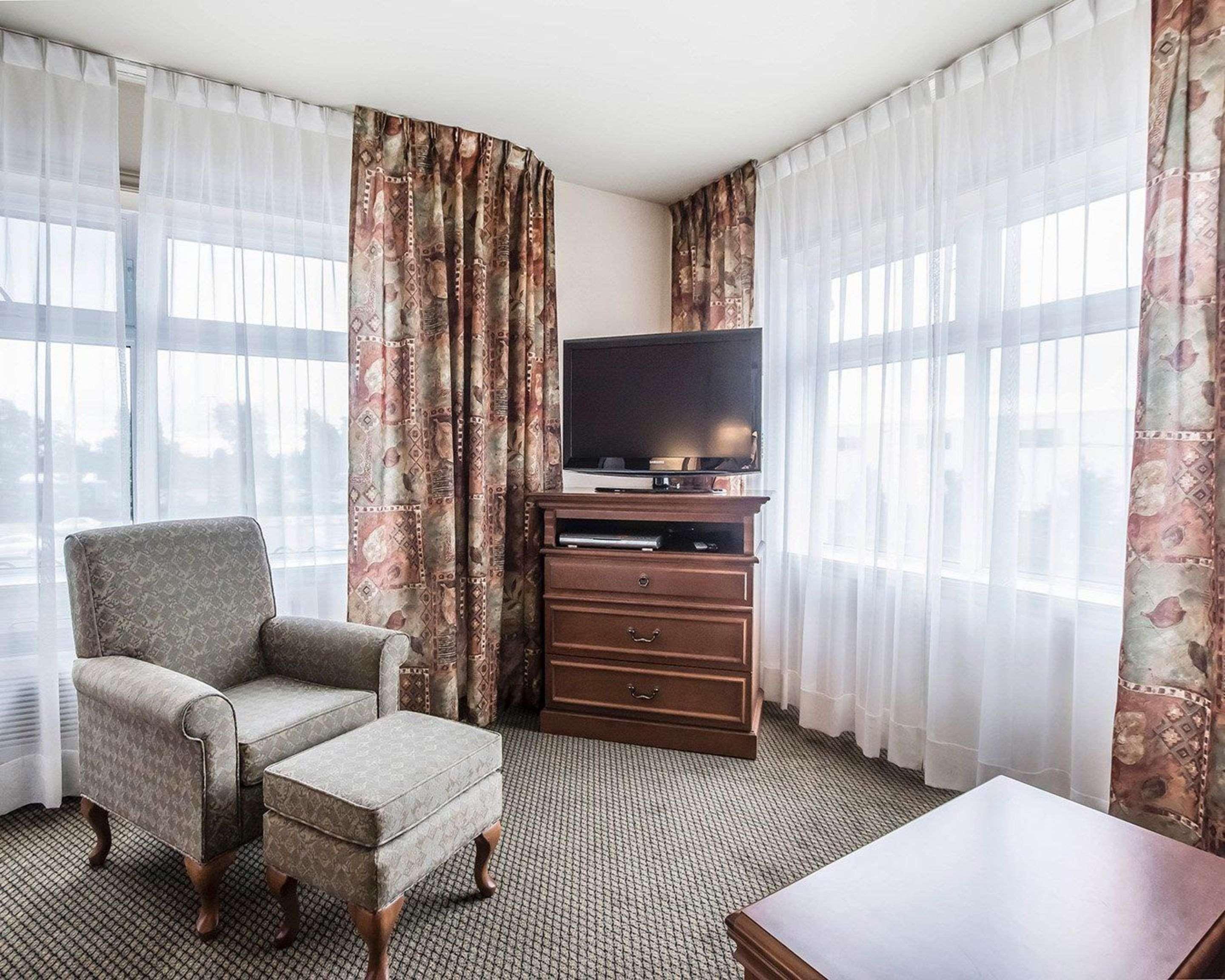 Quality Suites Drummondville Luaran gambar