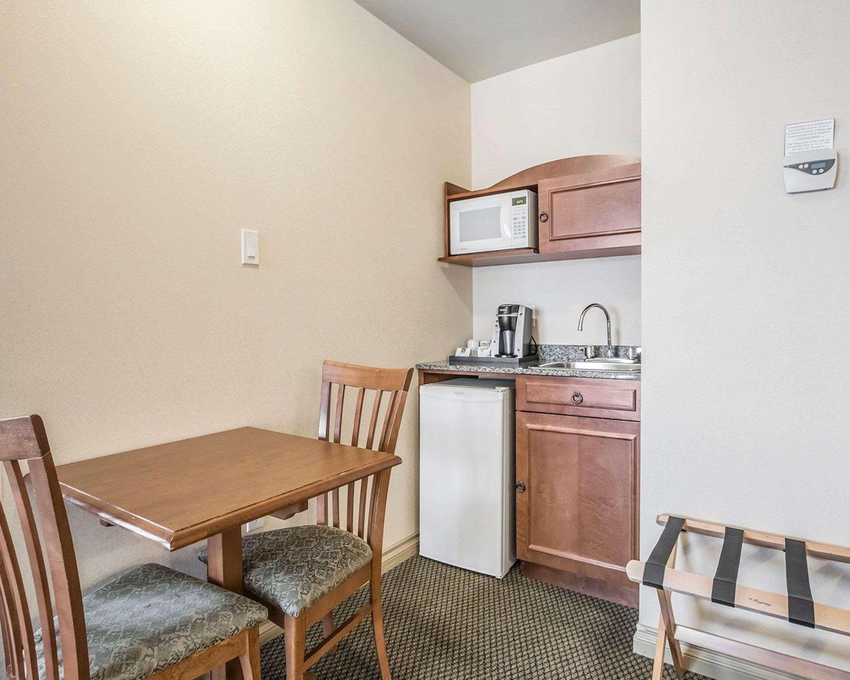 Quality Suites Drummondville Luaran gambar