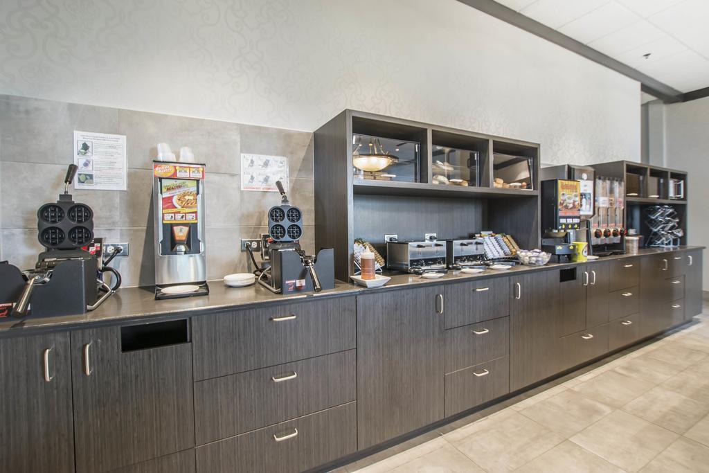 Quality Suites Drummondville Luaran gambar
